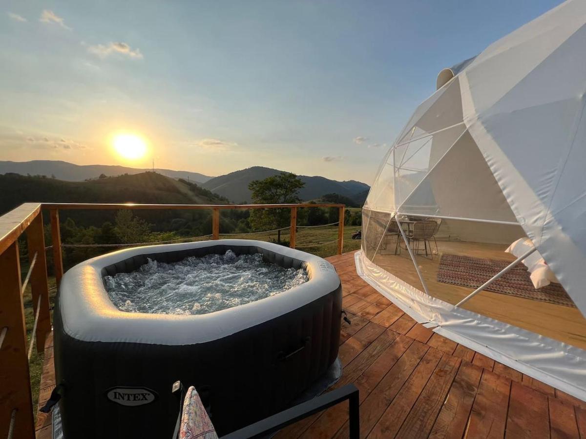 Starry Dome - Manta'S Retreat Glamping Cornereva Otel Dış mekan fotoğraf