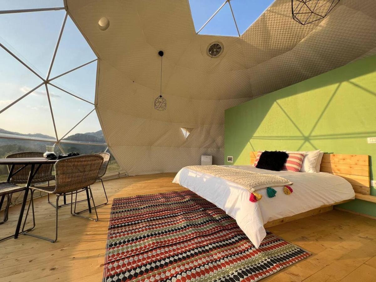 Starry Dome - Manta'S Retreat Glamping Cornereva Otel Dış mekan fotoğraf