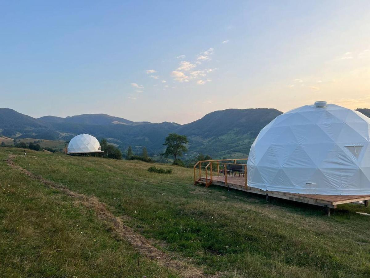Starry Dome - Manta'S Retreat Glamping Cornereva Otel Dış mekan fotoğraf