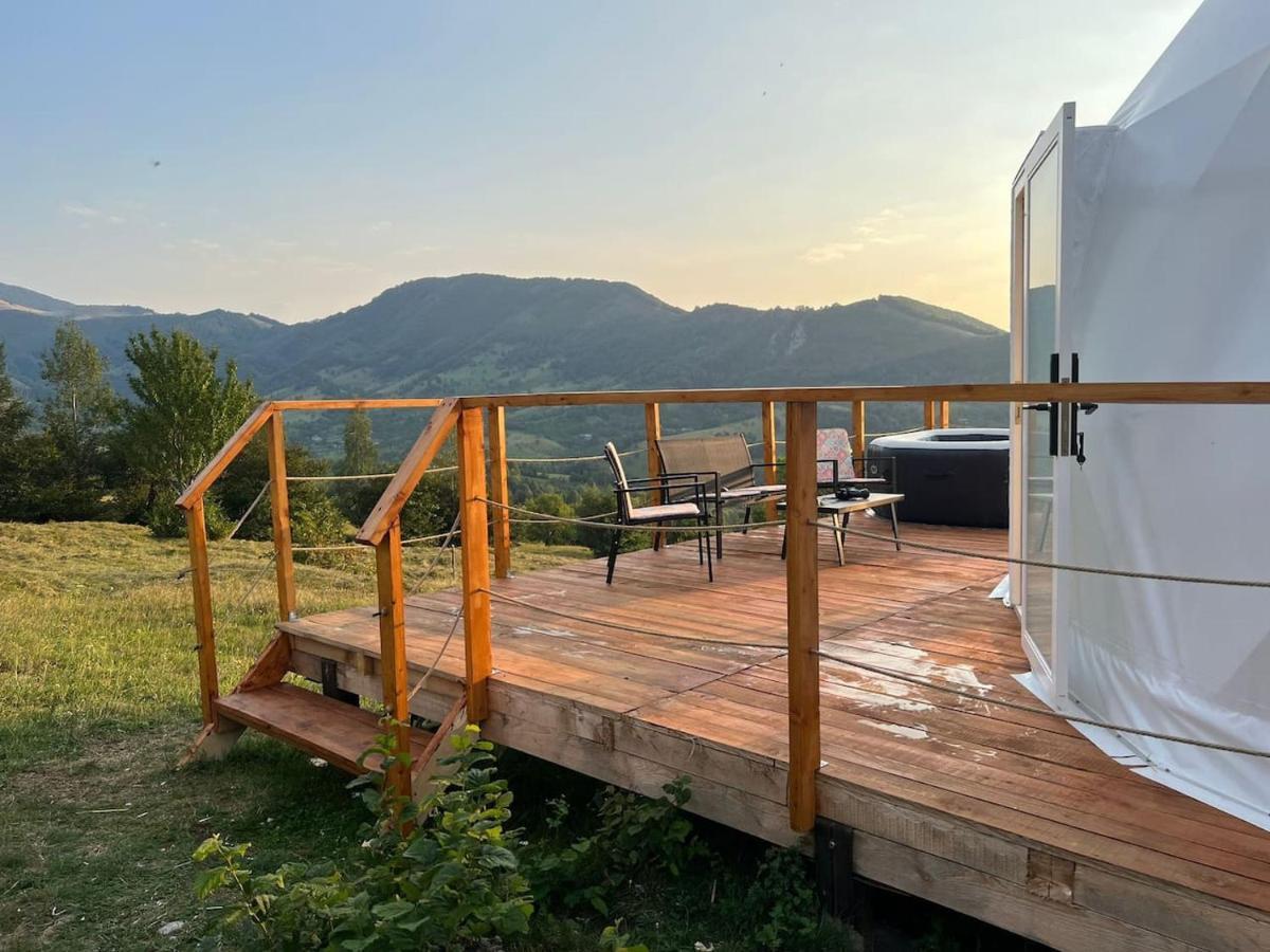 Starry Dome - Manta'S Retreat Glamping Cornereva Otel Dış mekan fotoğraf