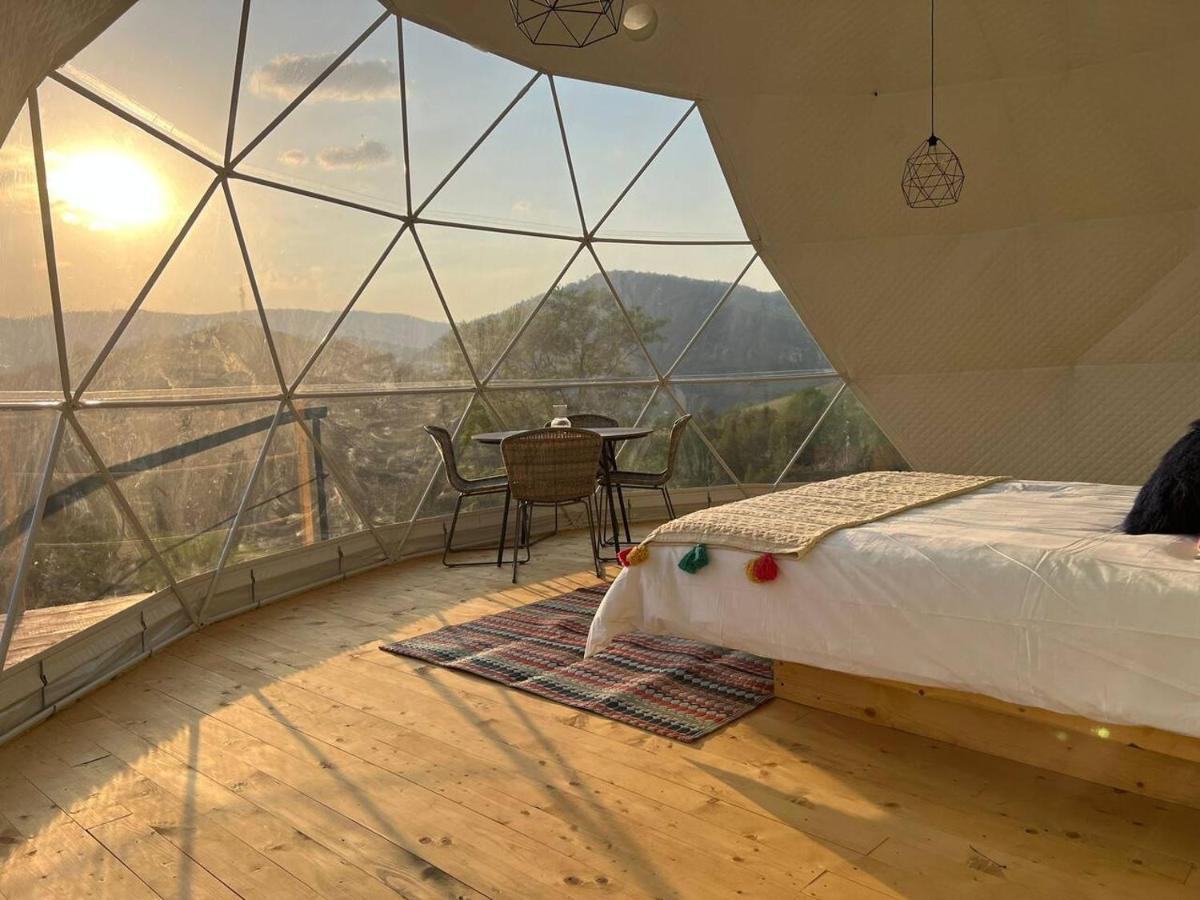 Starry Dome - Manta'S Retreat Glamping Cornereva Otel Dış mekan fotoğraf