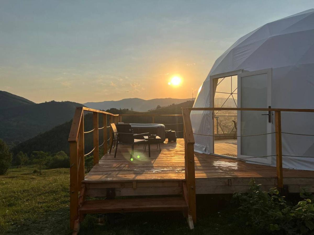 Starry Dome - Manta'S Retreat Glamping Cornereva Otel Dış mekan fotoğraf