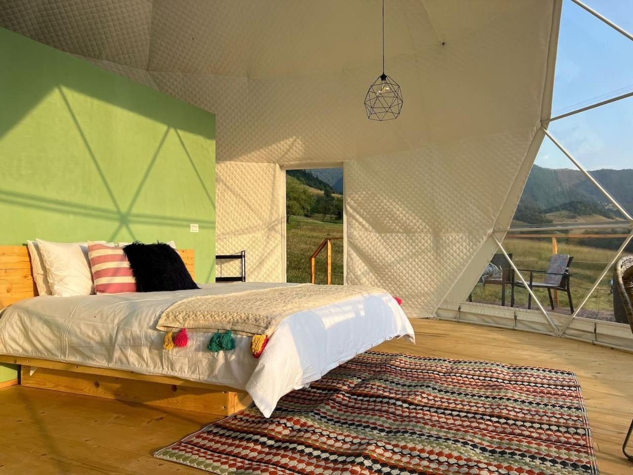 Starry Dome - Manta'S Retreat Glamping Cornereva Otel Dış mekan fotoğraf