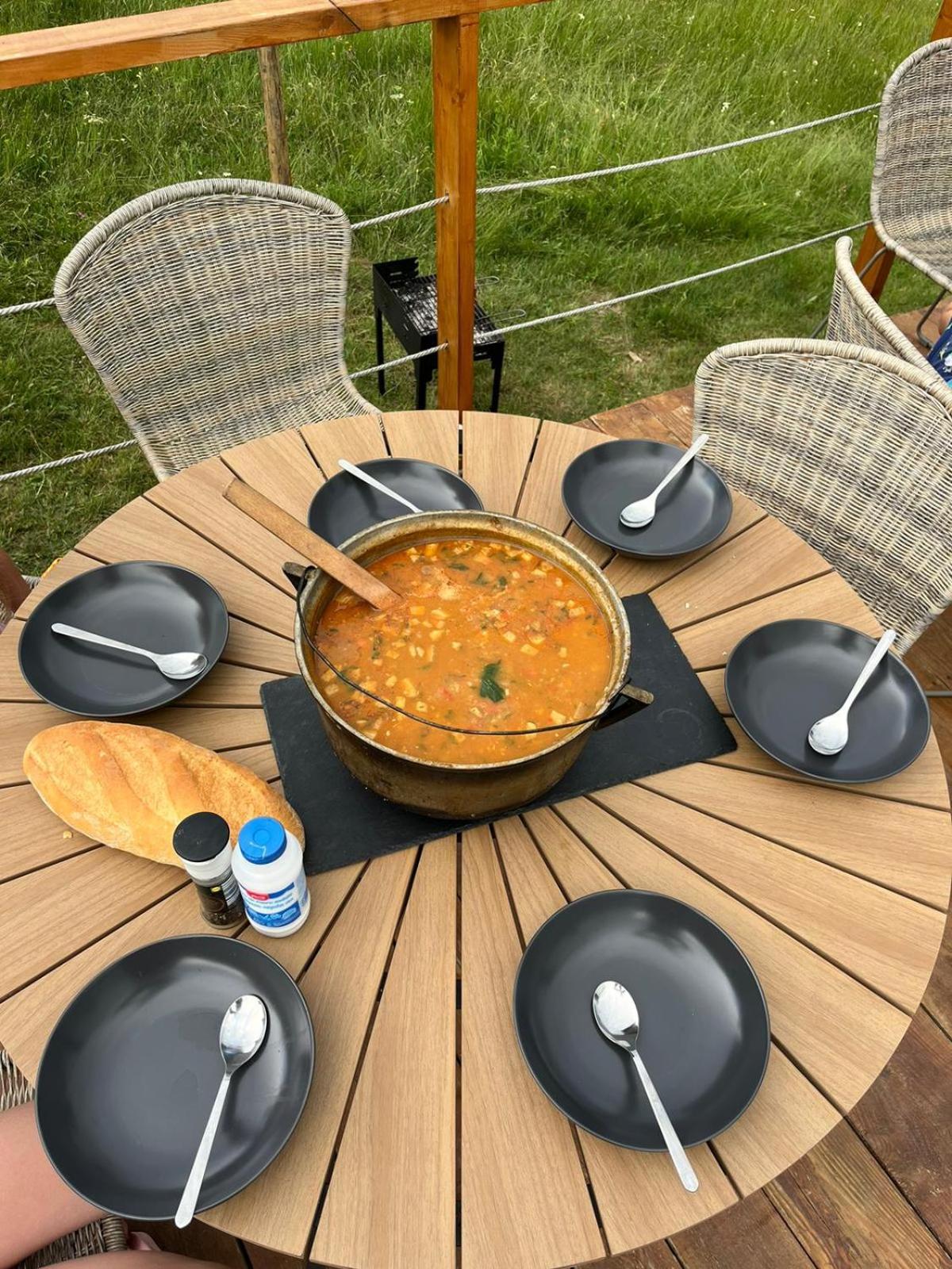 Starry Dome - Manta'S Retreat Glamping Cornereva Otel Dış mekan fotoğraf